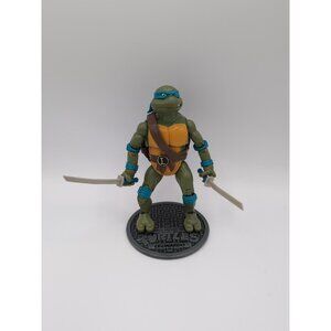 TMNT 7" Action Figure Leonardo Teenage Mutant Ninja Turtles Weapons